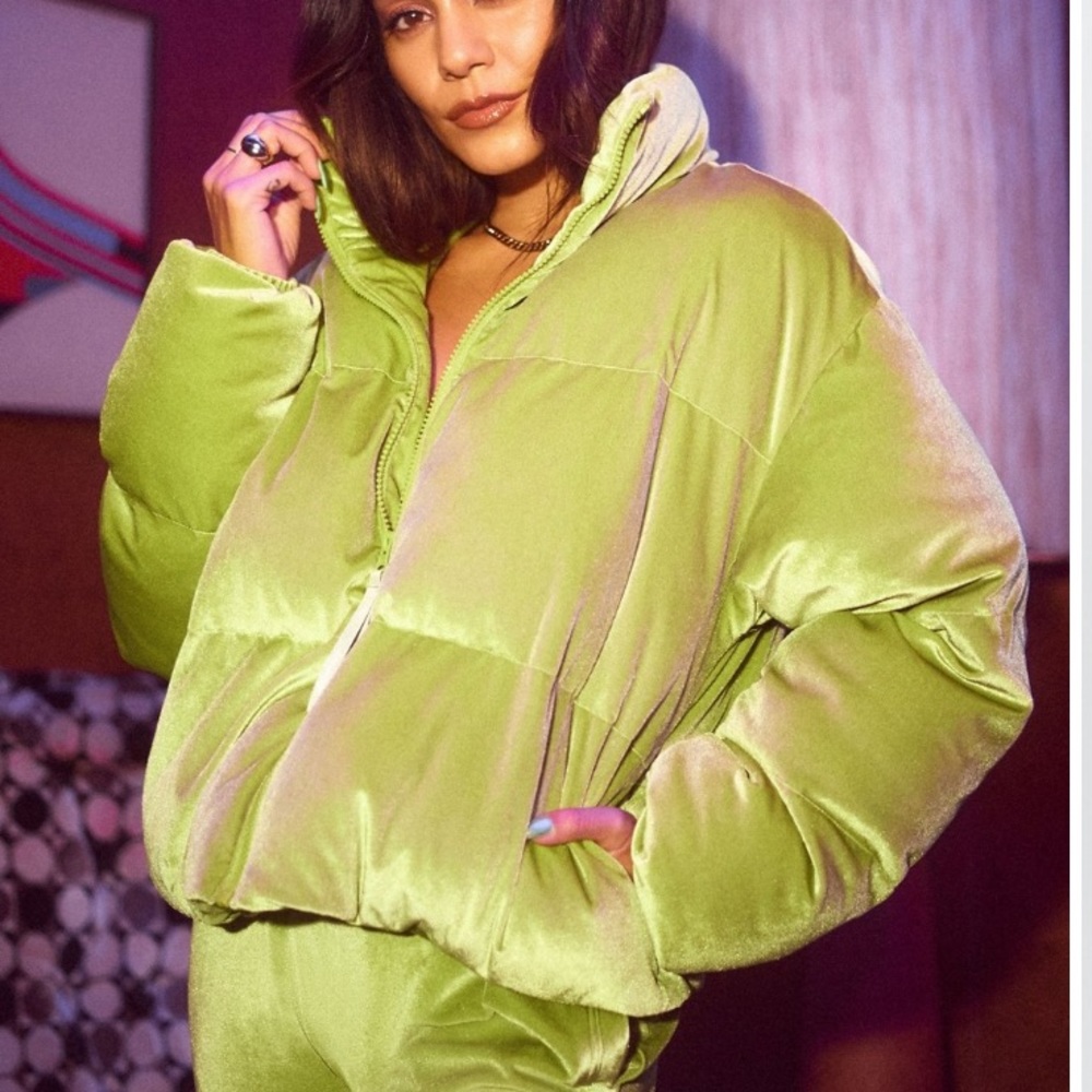 Fabletics Velour Cropped Puffer